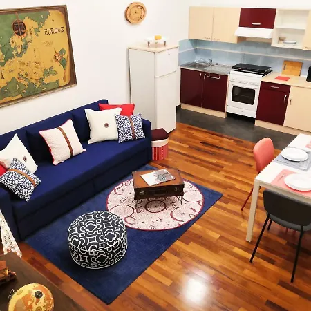 Apartment Ricordi Di Viaggio, Maison Retro *