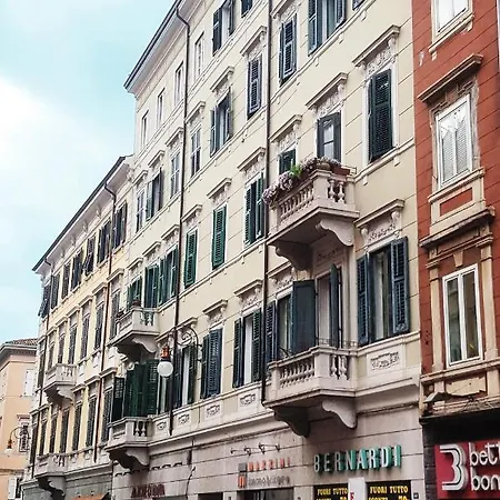 Apartment Ricordi Di Viaggio, Maison Retro Trieste