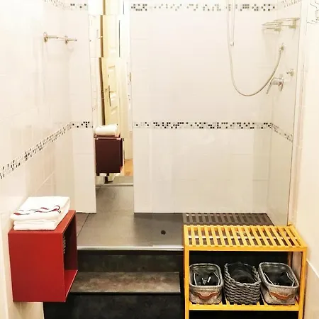 Ricordi Di Viaggio, Maison Retro